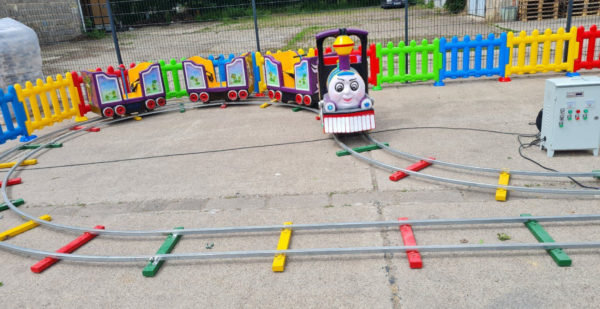 Kindereisenbahn Verleih, Kinderzug auf Schienen mieten für köln, bonn, bornheim, brühl, wesseling sowie ganz NRW